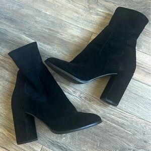 Chinese laundry black suede ankle round toe heeled boots booties size 10